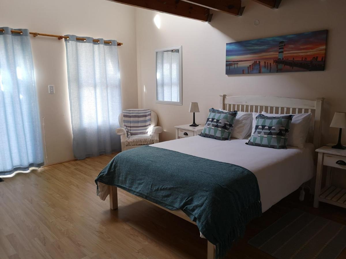 Tortoise Trail Lodge Langebaan Exterior photo